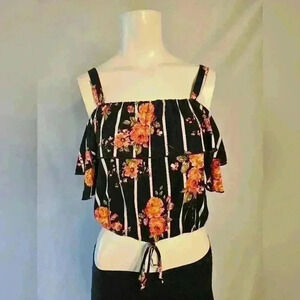 VIBE Sportswear Floral Black & White Crop Top - Size M